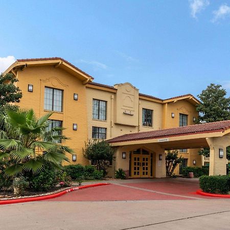 Hotel Super 8 By Wyndham The Woodlands North Exteriér fotografie