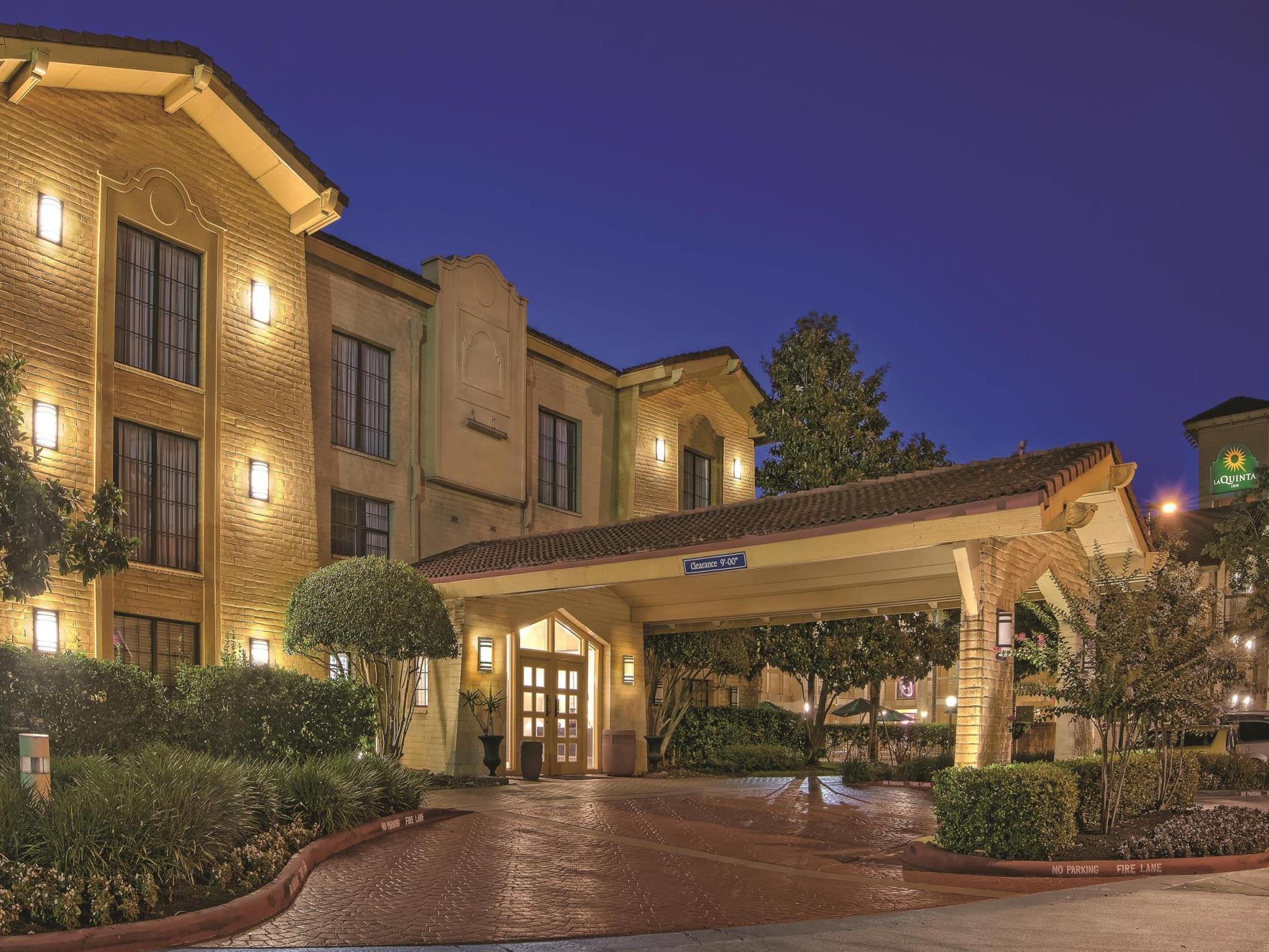 Hotel Super 8 By Wyndham The Woodlands North Exteriér fotografie