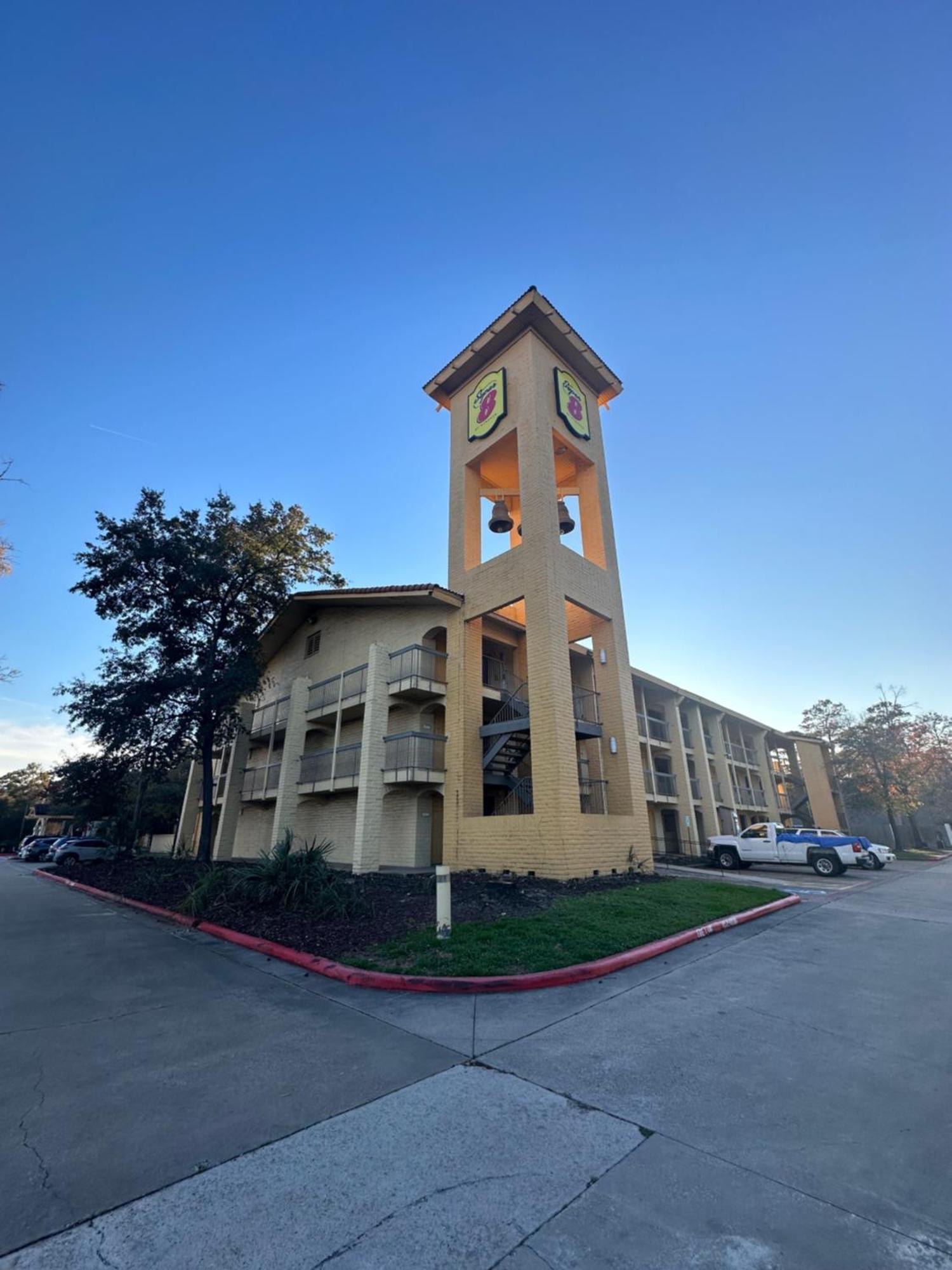 Hotel Super 8 By Wyndham The Woodlands North Exteriér fotografie