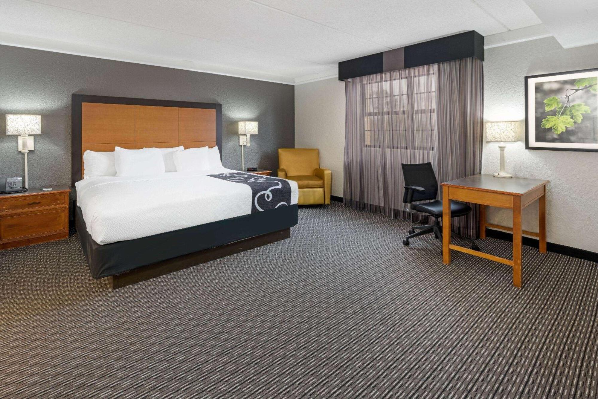 Hotel Super 8 By Wyndham The Woodlands North Exteriér fotografie